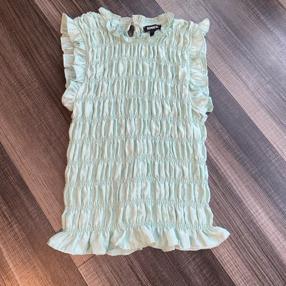 Express green  Ruched Ruffled Blouse - Picture 6 of 8